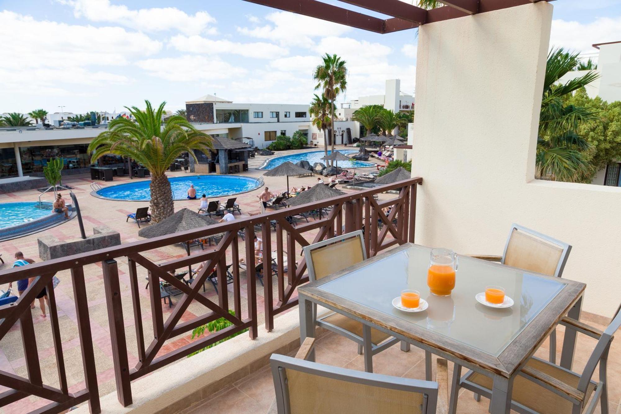Suíte com Vista da Piscina (2 Adultos)